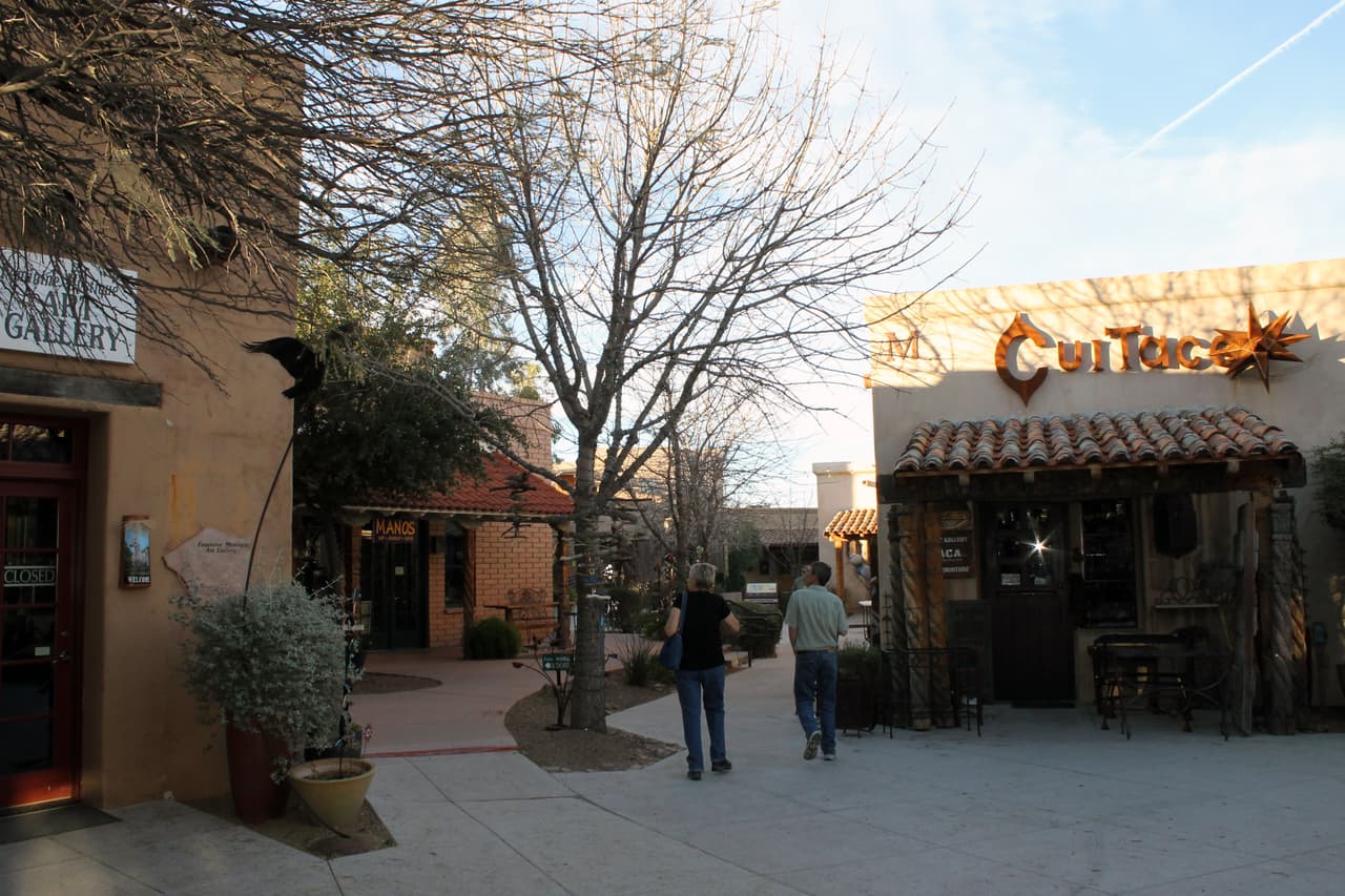 Tubac también alberga 27 magníficos hoyos de golf en el Tubac Golf Resort, una prestigiosa propiedad con calificación AAA de cuatro diamantes.