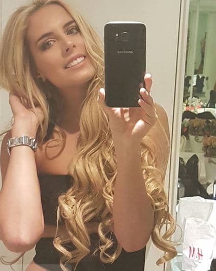 A mediados de marzo pasado la modelo y el político mexicano asistieron juntos a la boda civil de Gonzalo Zabala y Mar Collado, hija de Juan Collado y esposo de Yadhira Carrillo.