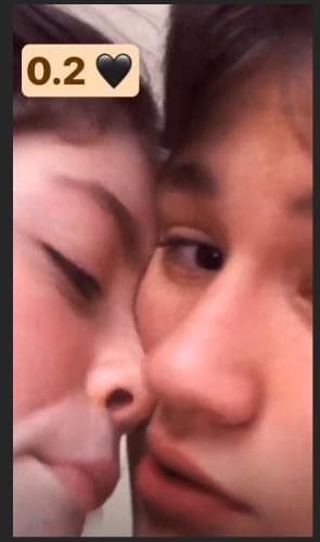 Esta fue la primera vez que se dejó ver muy cariñosa junto a él.