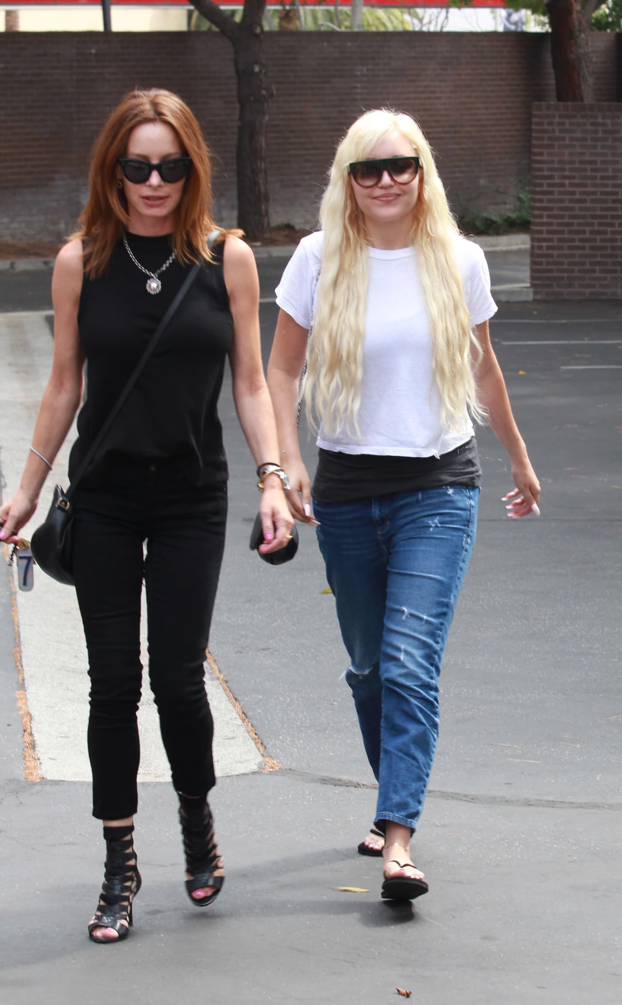 Para ello, debe demostrar que ya no usa drogas.