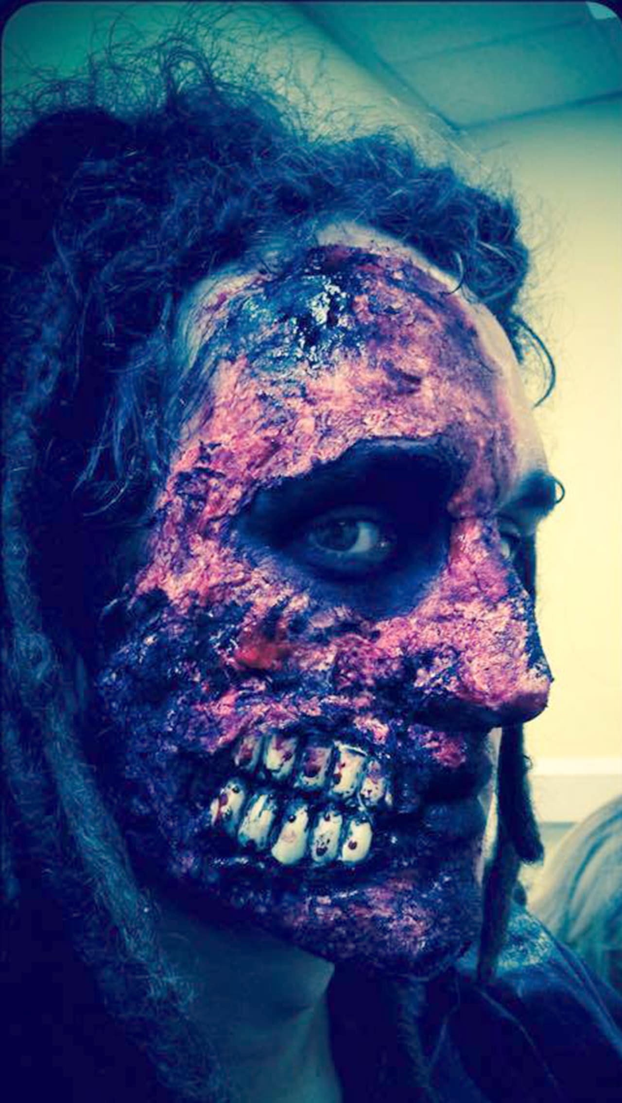 Estos ‘creepy looks’ son obra de Rachael Divers.