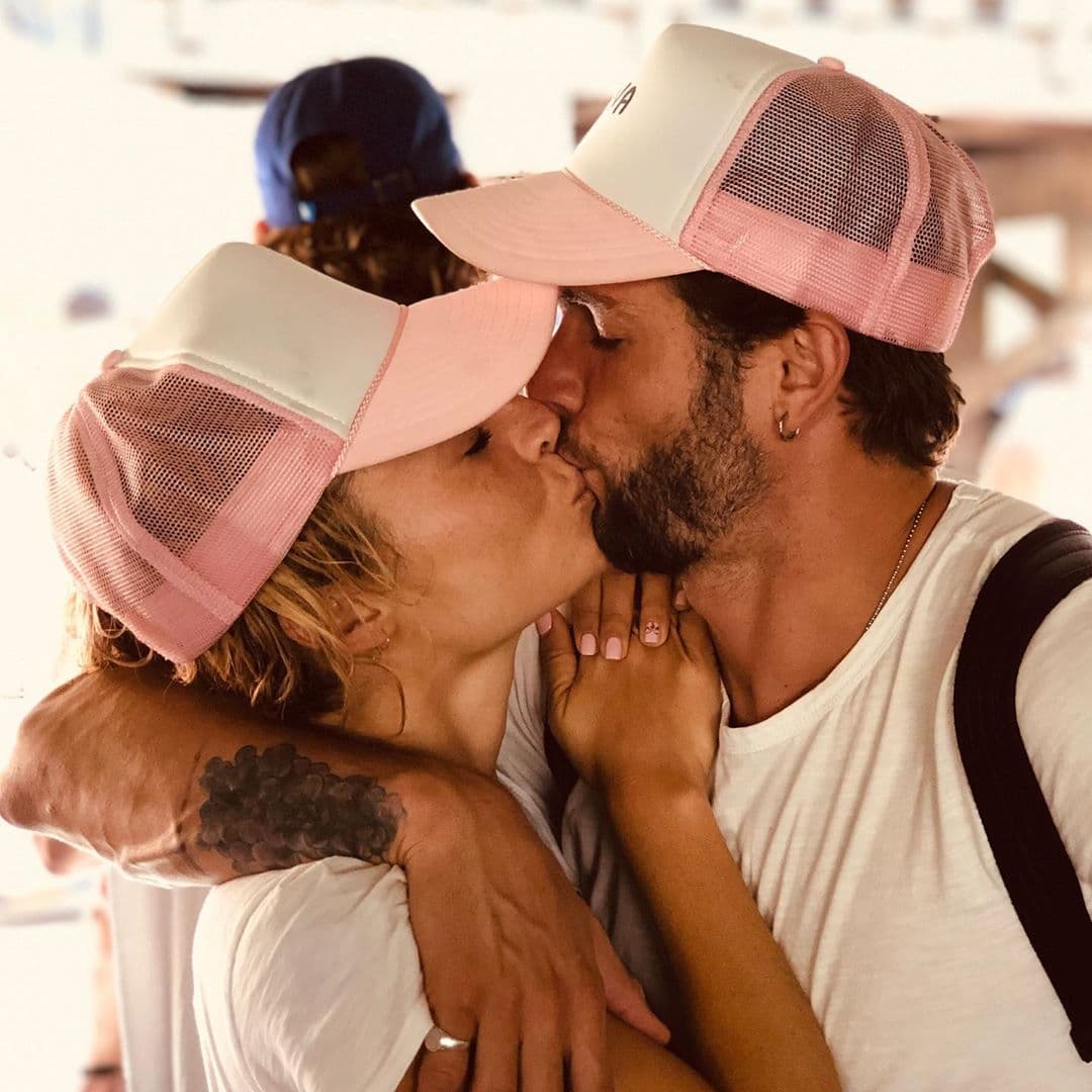 Finalmente en agosto de 2019 confirmaron su noviazgo, el cual continúa entre México y Los Ángeles.