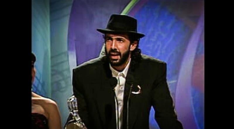 Otro de los multihomenajeados de la noche fue Juan Luis Guerra y su banda 440. En la categoría Tropical/Salsa se llevaron el premio a Mejor Grupo y Mejor Canción ('Burbujas de amor'), categoría en la que tuvo dos nominaciones más. Además, recibieron el premio a Mejor Video ('A pedir su mano'), otorgado por primera vez esa noche.