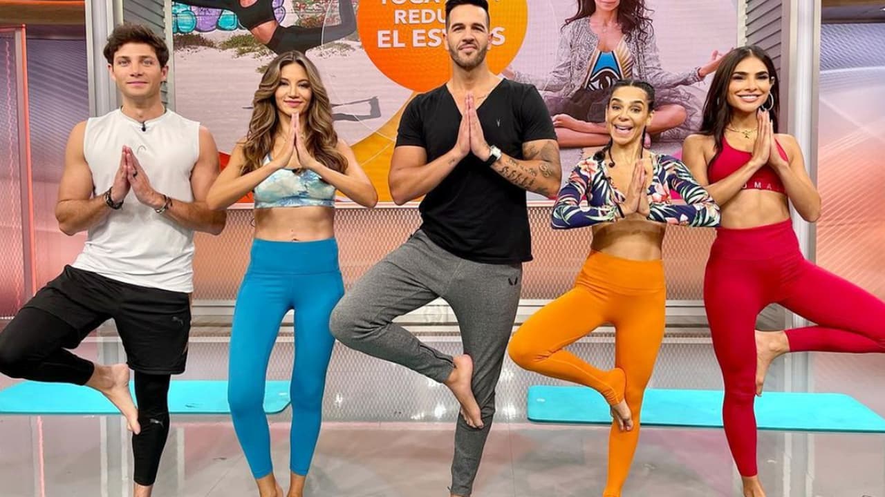 Alejandra Espinoza y Argelia Atilano se liberaron del estrés con esta sesión de yoga con Yudy Arias