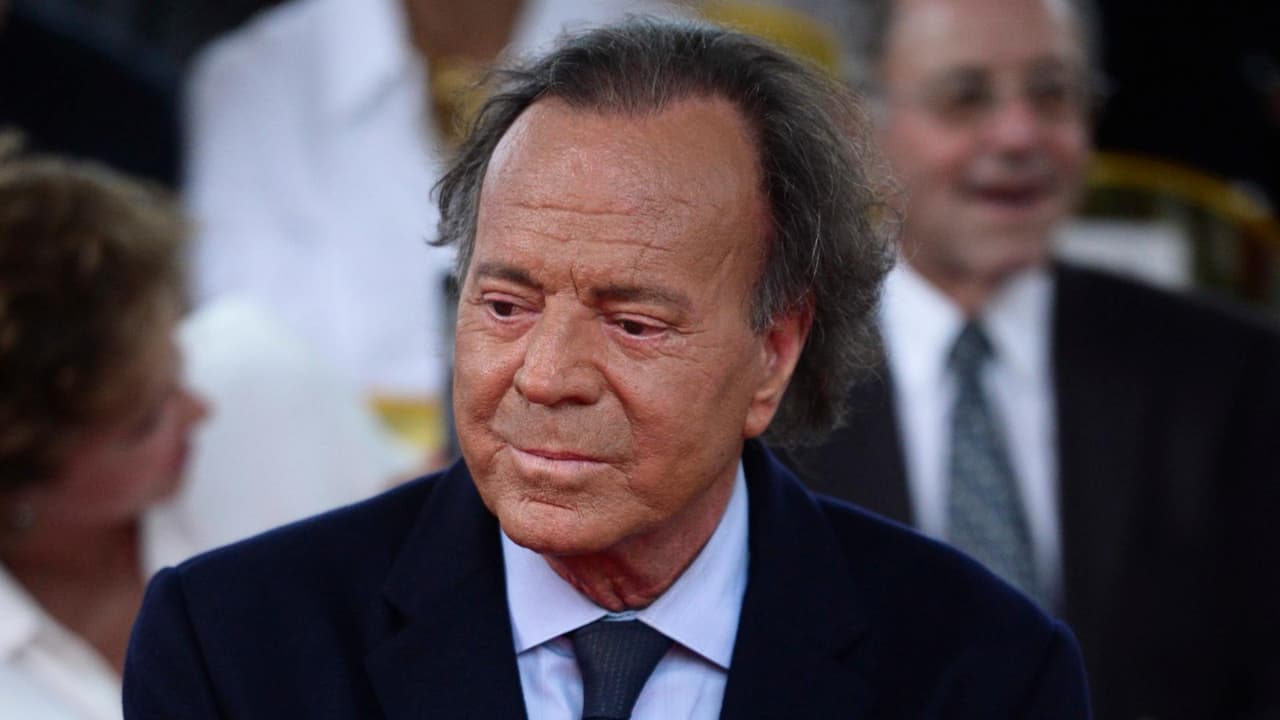Justicia española archiva denuncia contra Julio Iglesias por presunta agresión sexual y trata