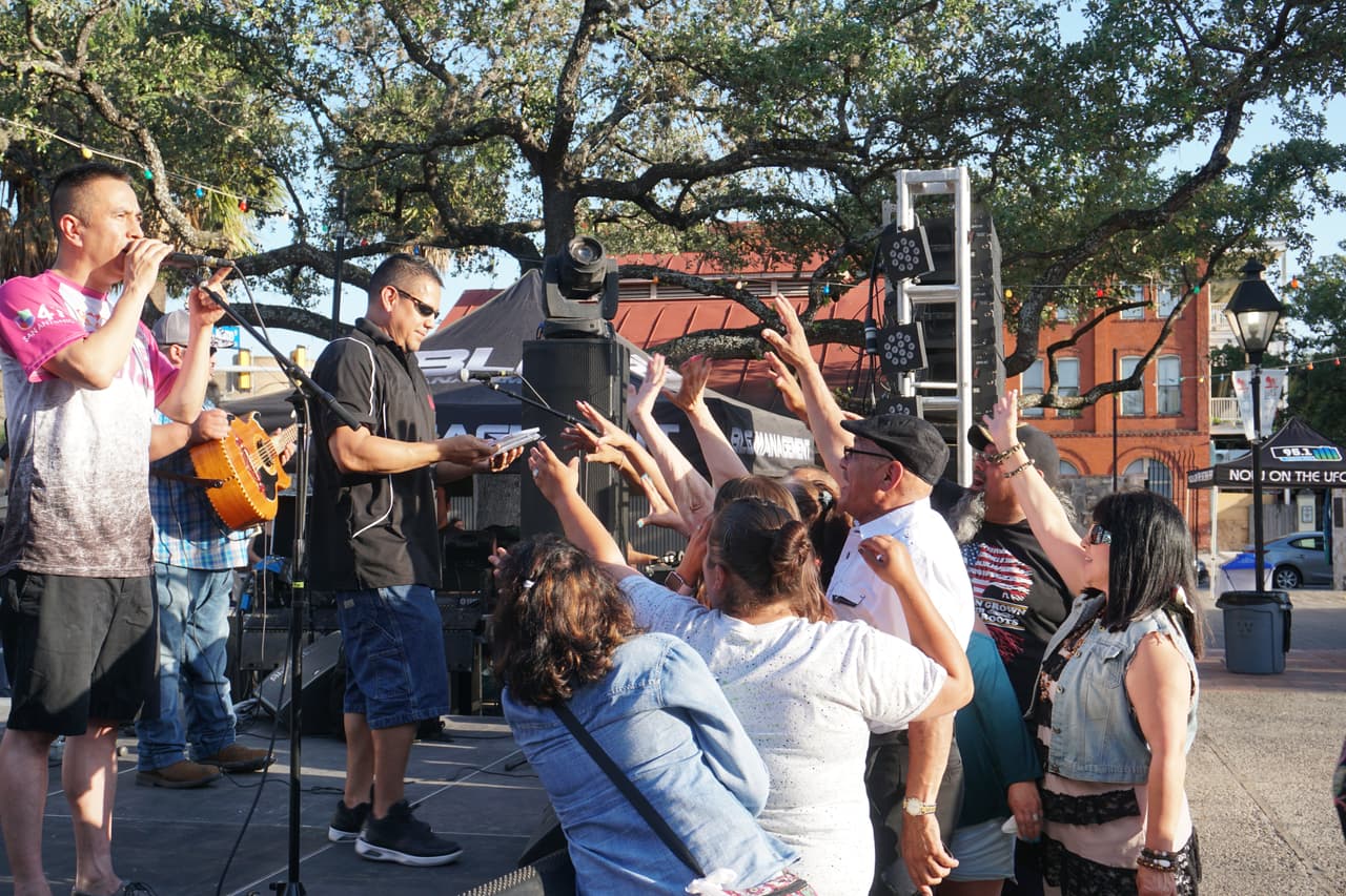 Ram Herrera, Los Banger Broz and Jorge Alejandro took the stage inside La Villita.