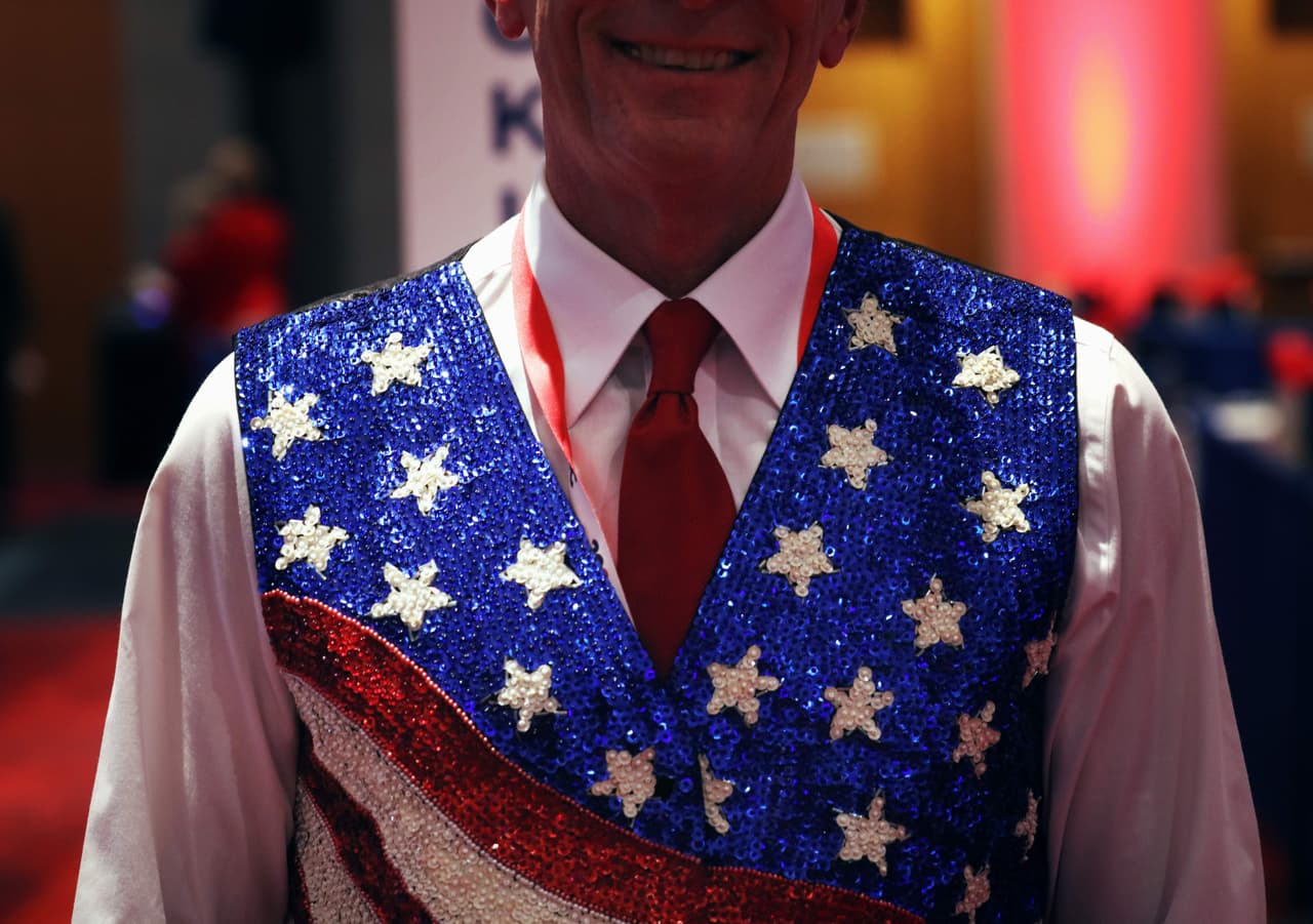 Una vez que los participantes llegen a Charlotte, los hospitales de Atrium Health y Novant Health volverán a realizar las 
<a href="https://www.univision.com/local/north-carolina-wuvc/familia-hispana-dio-positivo-por-covid-19-tras-esperar-varios-dias-por-la-prueba-video">pruebas de covid-19</a> a los delegados y a los empleados de la convención.