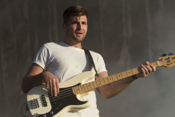 Mark Foster y los demás integrantes de la banda de indie rock Foster the People interpretaron sus mayores éxitos en el Austin City Limits este viernes.