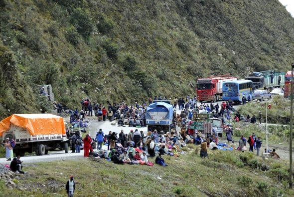 El bloqueo afectó el transporte a las regiones de Nor y Sud Yungas, así como el turismo de aventura.