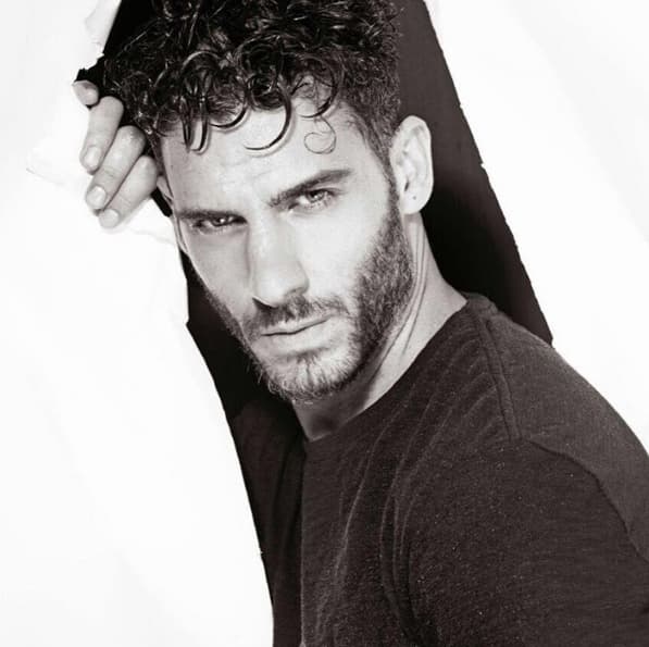 Lo que es un hecho es que en cada telenovela que participa siempre nos cautiva con su carisma y talento.