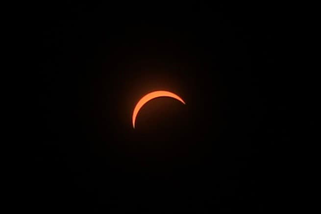 Eclipse solar 2024 desde Indianápolis, IN. que inició poco antes de las 3 p.m.