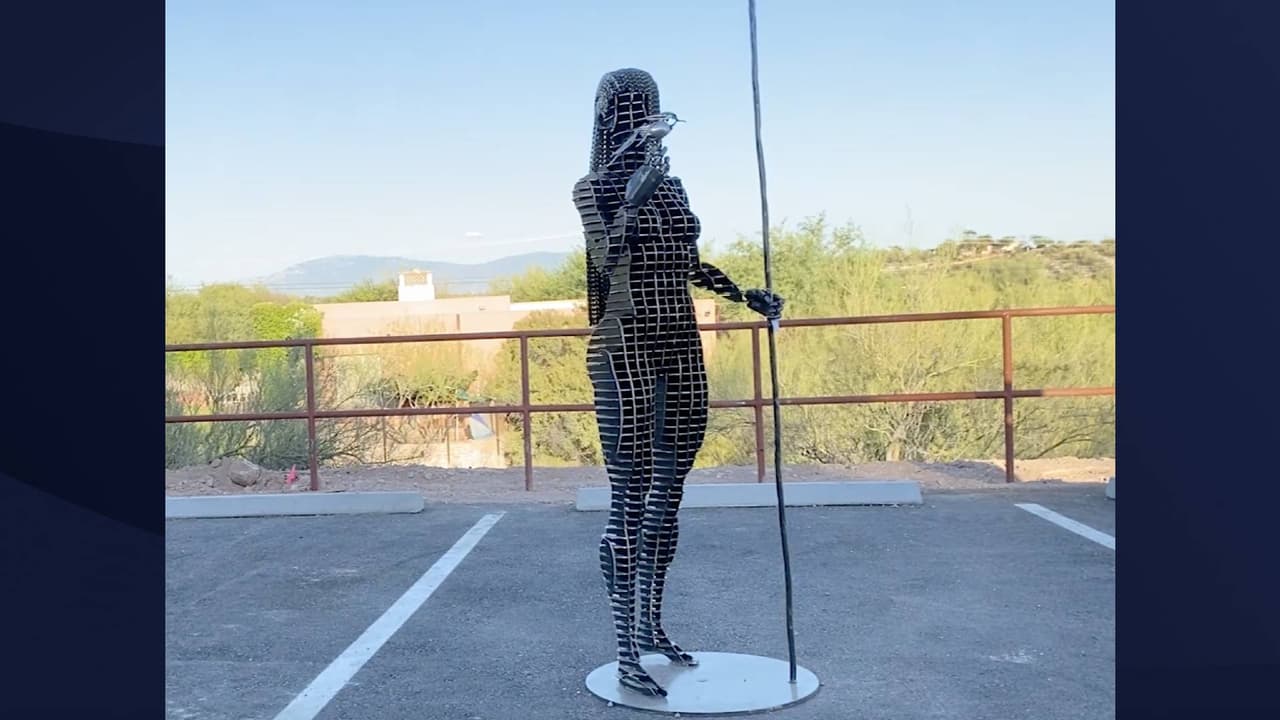 Roban en Tucson una escultura valorada en $14,000 