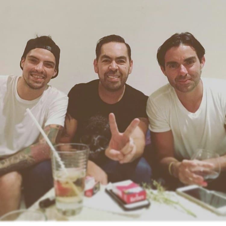 “Vino Ernesto, de repente me alcanza Jorge con Matute... Cesarín igual. Él va a cantar conmigo, va a hacer el opening y luego salgo yo a cantar y también lo invité a cantar conmigo”, dijo D'Alessio en la conversación que tuvo con Paty Chapoy desde Los Ángeles.