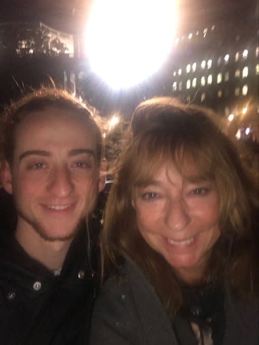 Su madre, 
<b>Liz Jensen</b>, utilizó Twitter para dar a conocer su pérdida: "Descansa en paz mi amado hijo Raphael Coleman, 
<b>también conocido como Iggy Fox</b>. Murió haciendo lo que amaba, trabajando por la causa más noble de todas. Su familia no podría estar más orgullosa. Celebremos todo lo que logró en su corta vida y valoremos su legado".