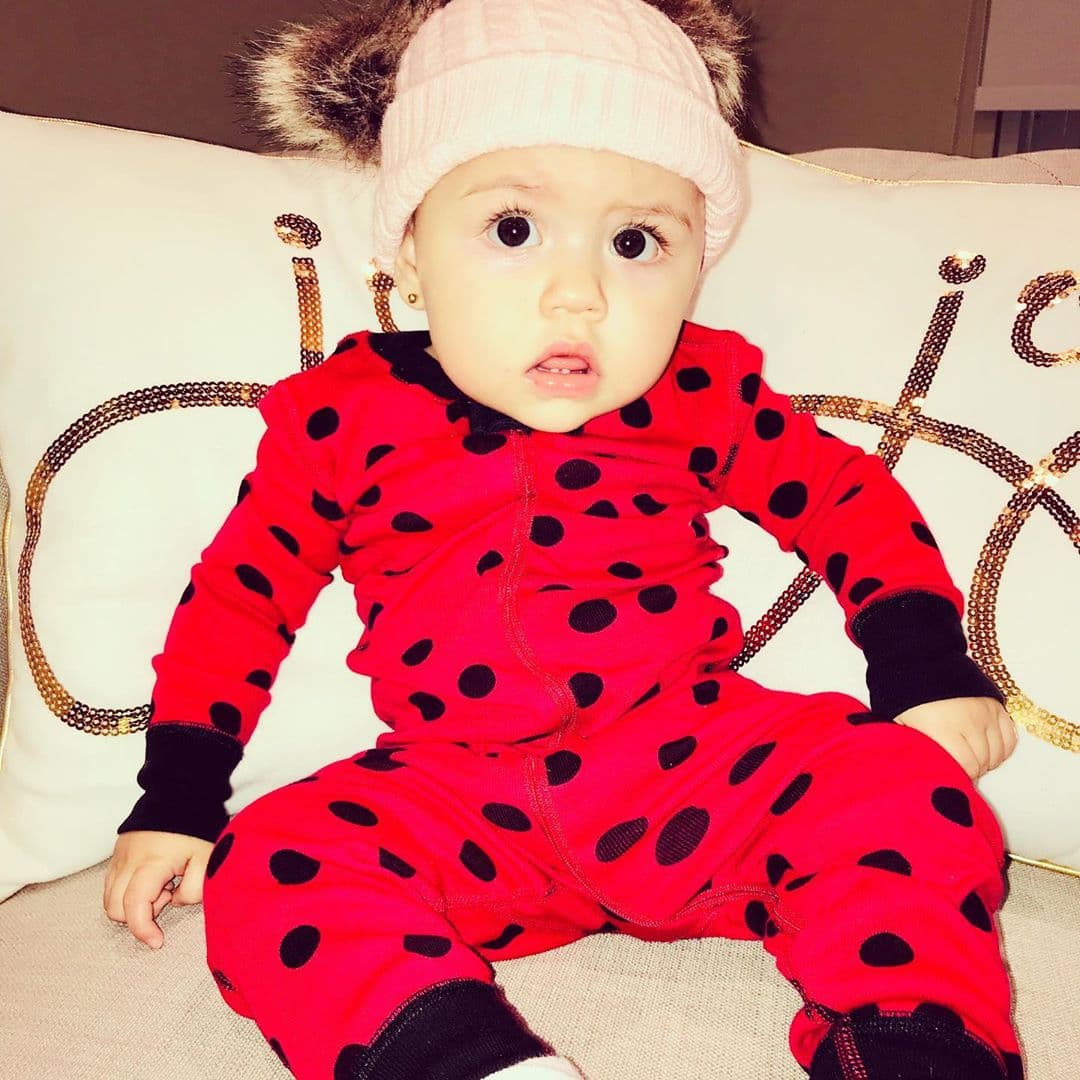 Chloé está creciendo a pasos agigantados, aún recordamos cuando en Despierta América la visitamos de
<a href="https://www.univision.com/shows/despierta-america/carolina-sarassa-presenta-a-su-bebe-chloe-con-francisca-y-le-dice-tu-eres-la-proxima-fotos-fotos" target="_blank">recíen nacida</a>.