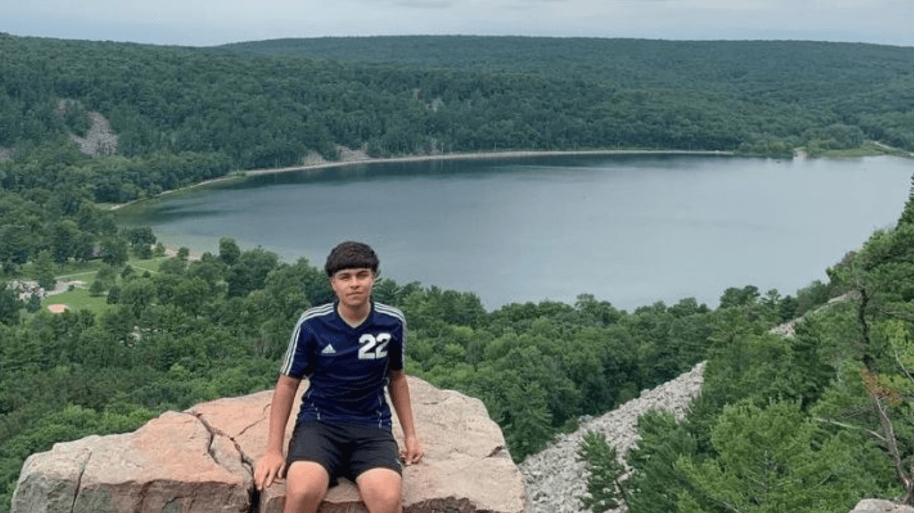 “Nuestra familia está devastada”, lloran la muerte de un joven ahogado en playa de Waukegan