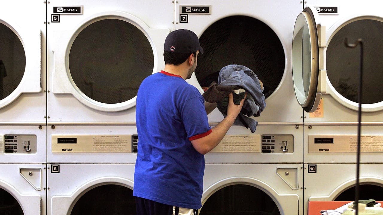 Lavanderías abren sus puertas gratis en el área de Chicago