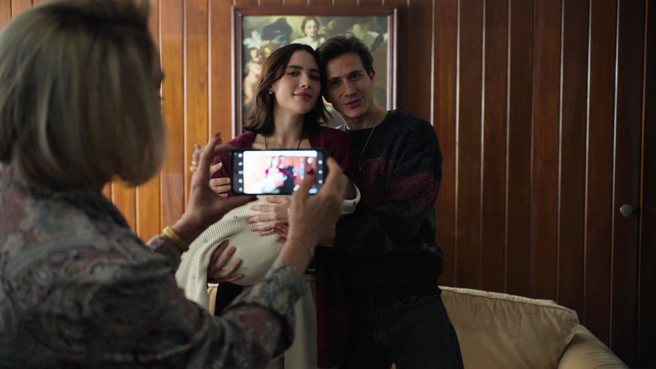 En apariencia todo es normal en la vida de Mario - Mujeres Asesinas Temporada 3