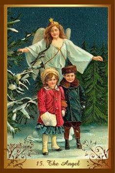 Además de las 22 cartas navideñas que representan a los Arcanos Mayores, el resto de los 56 naipes que completan la baraja y que simbolizan los arcanos menores, también han sido manipulados con el tema navideño. Así, por ejemplo, en unas cartas tradicionales de tarot tenemos a los bastones, oro, copas y espadas, se transforman aquí.