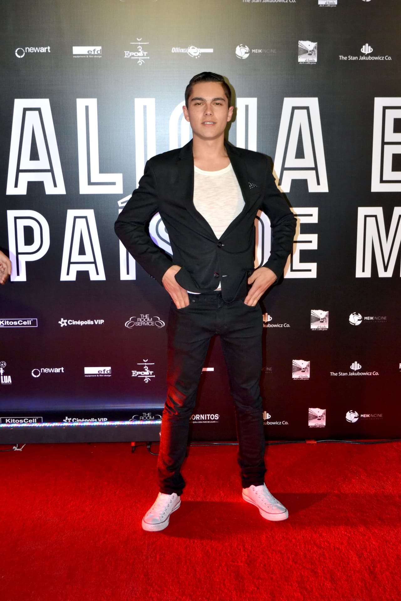 Sergio también posó para los fotógrafos.