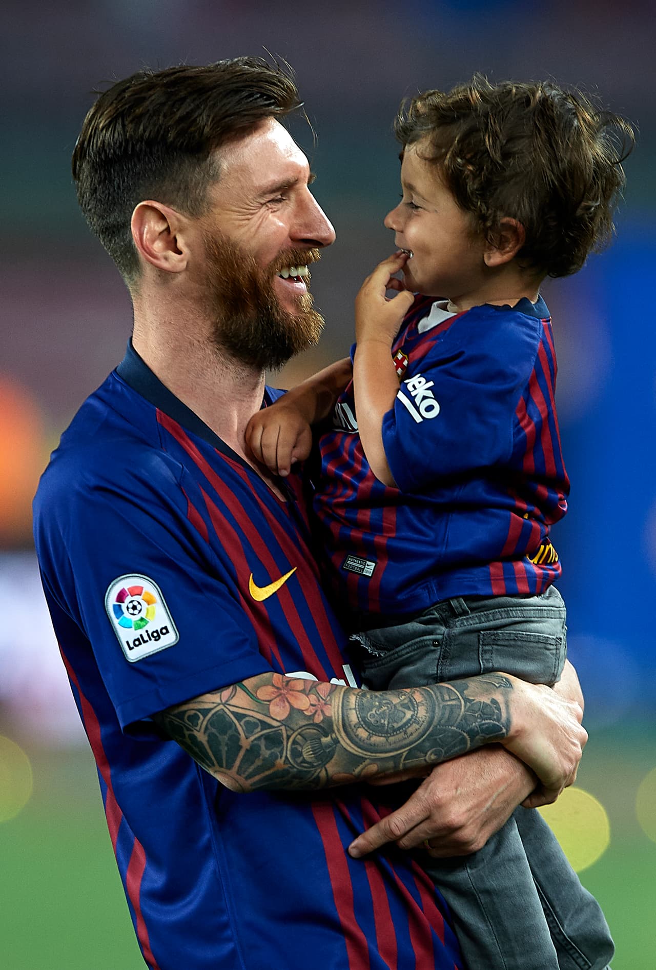 Mateo Messi regaña a Leo por decir que le va a los rivales del Barcelona