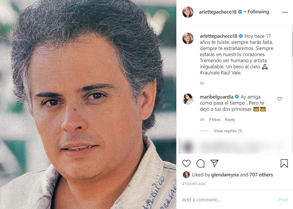 Arlette recordó a su expareja con esta fotografía y escribió: "Hoy hace 17 años te fuiste. Siempre harás falta, siempre te extrañaremos. Siempre estarás en nuestros corazones. Tremendo ser humano y artista inigualable. Un beso al cielo Raúl Vale", se lee en Instagram.
<br>