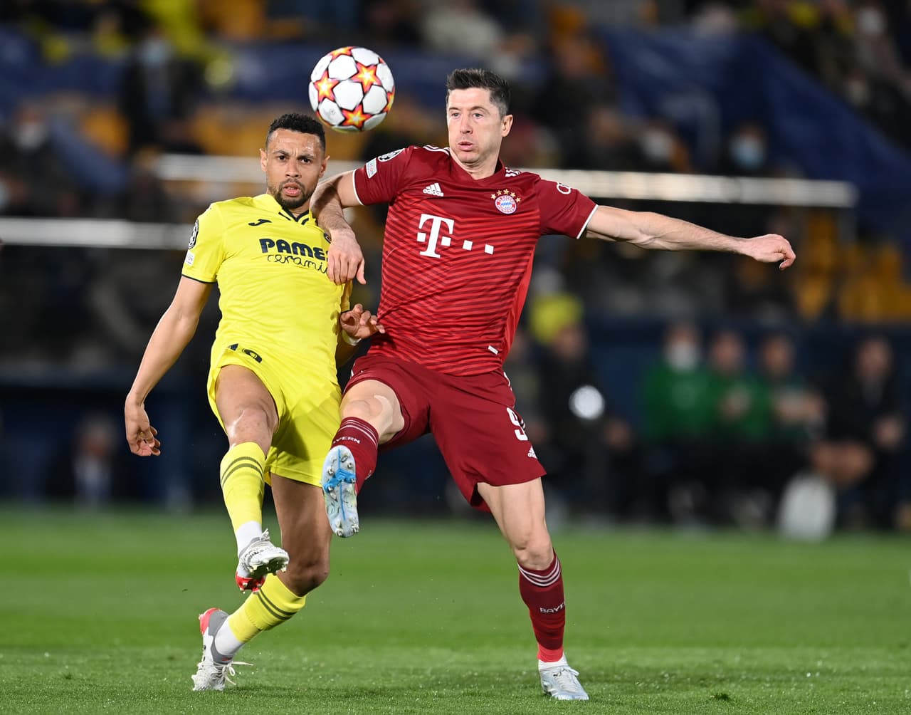 Villarreal aprovechó su condición de local y se impuso sobre Bayern Múnich gracias a un tanto de Arnau Groeneveld.