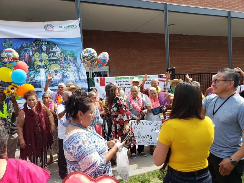 Si quieres beneficiarte del programa debes enviar una petición a las Representaciones de Guerrero en California o llamar al número 1 714-557-1083.