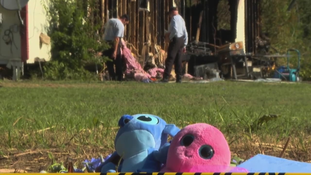 Investigan incendio en el condado Van Zandt que provocó la muerte de una madre y sus cuatro hijos