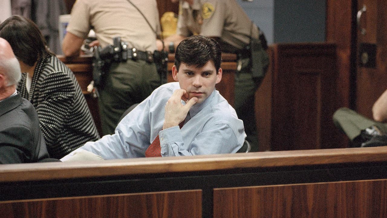 <b>Lyle Menéndez</b>, el hermano mayor condenado por el asesinato de sus padres en 1989, ha pasado más de 30 años en prisión.
<br>
<br>Pero a pesar del aislamiento social en el que se encuentra, suma dos matimonios en su historial afectivo. Y, de acuerdo con varios medios, mantiene una nueva relación mientras espera definir su futuro.