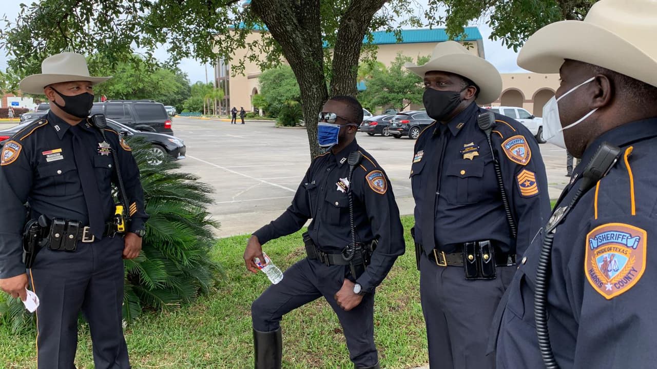 Se tomaron estrictas medidas de seguridad y de distanciamiento social indicados durante la crisis del coronavirus.