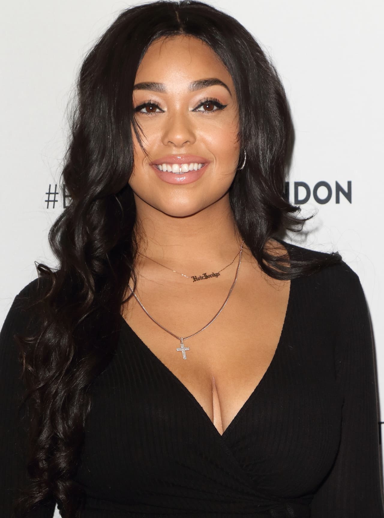 La gota que derramó el vaso entre ellos fue que 
<b><a href="https://www.univision.com/famosos/jordyn-woods-tuvo-una-experiencia-traumatica-por-su-escandalo-con-khloe-kardashian-y-tristan-thompson-fotos" target="_blank">besó a Jordyn Woods</a></b> en febrero de 2019. Hasta ese entonces, ella era una de las mejores amigas de Kylie Jenner, media hermana de Khloé Kardashian. 
<br>