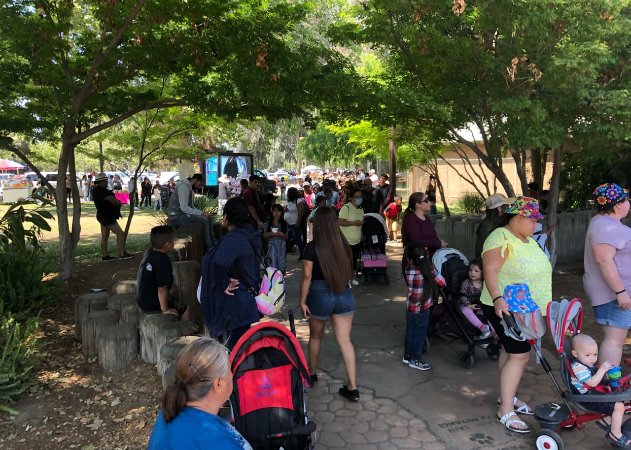 Familias completas disfrutaron de las actividades que encantaron a los pequeños, pues las filas no tenían fin.