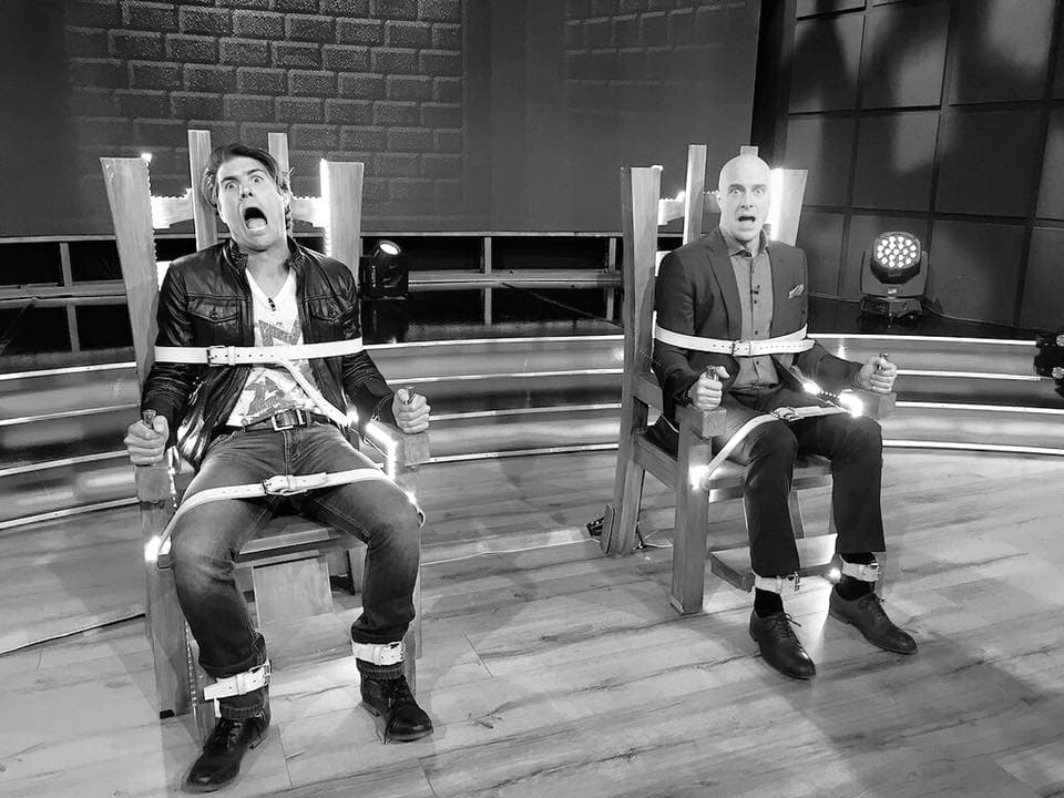 ¡A la silla eléctrica! ¿Quién crees que aguantó más?