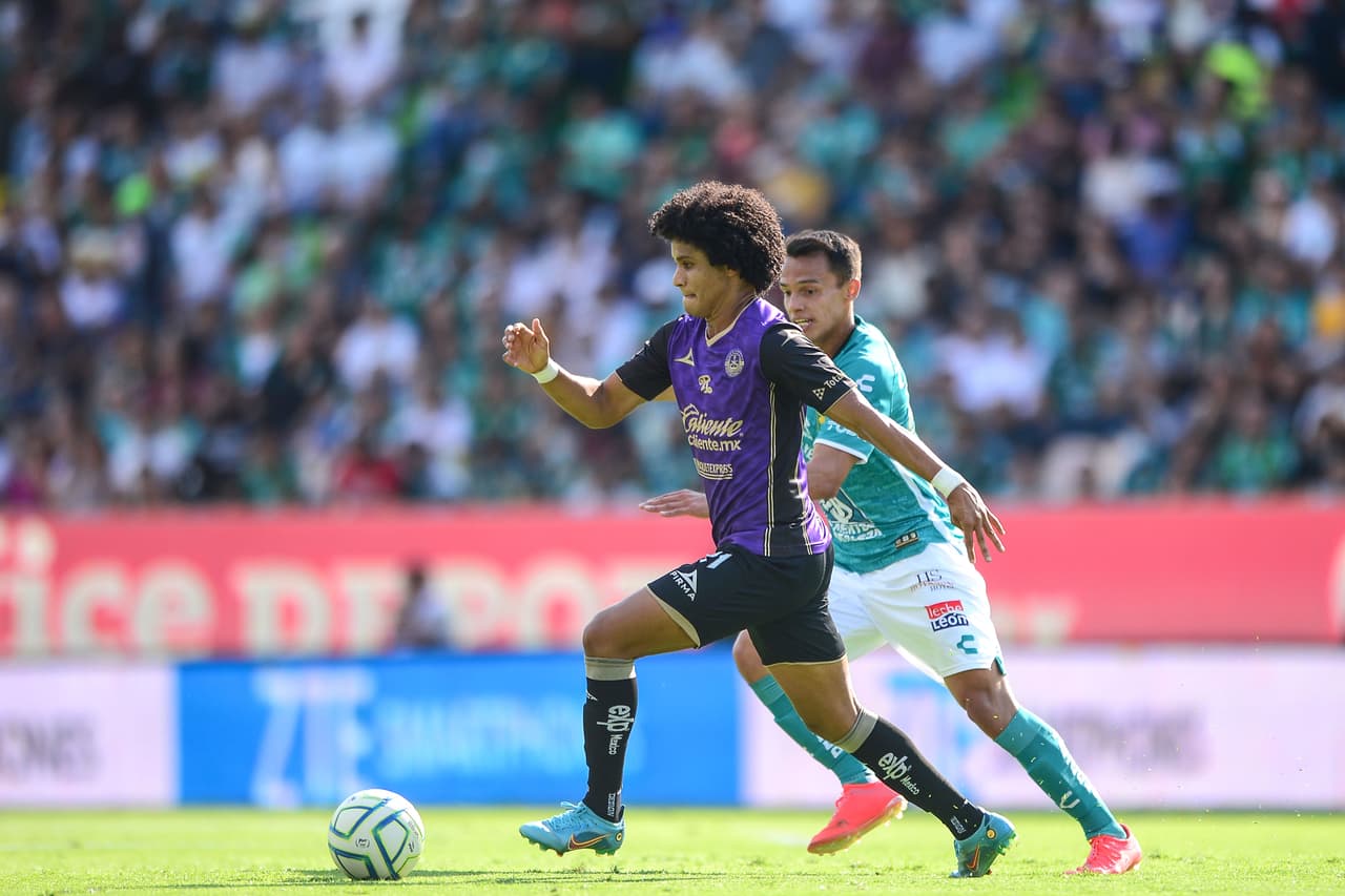 León lleva 8 goles en contra en tan solo dos partidos, mientras que Mazatlán sumó su segunda victoria consecutiva para llegar a 9 puntos y ocupar la novena posición de la tabla.