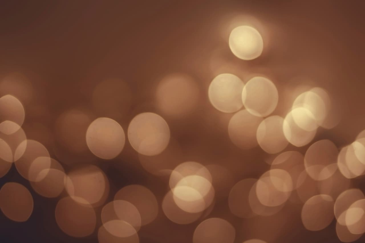 Tu mejor color para atraer el dinero en este mes: el marrón o café.