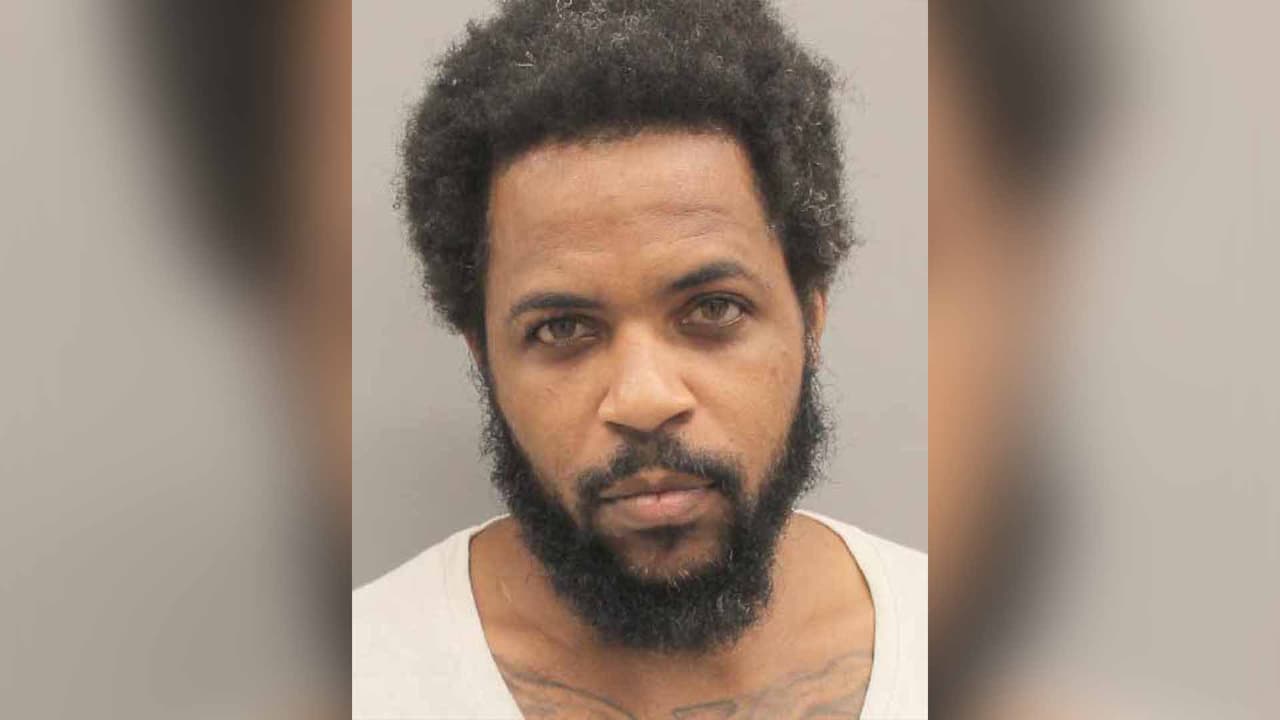 Dexial Deray Fountain es buscado por intento de agresión sexual