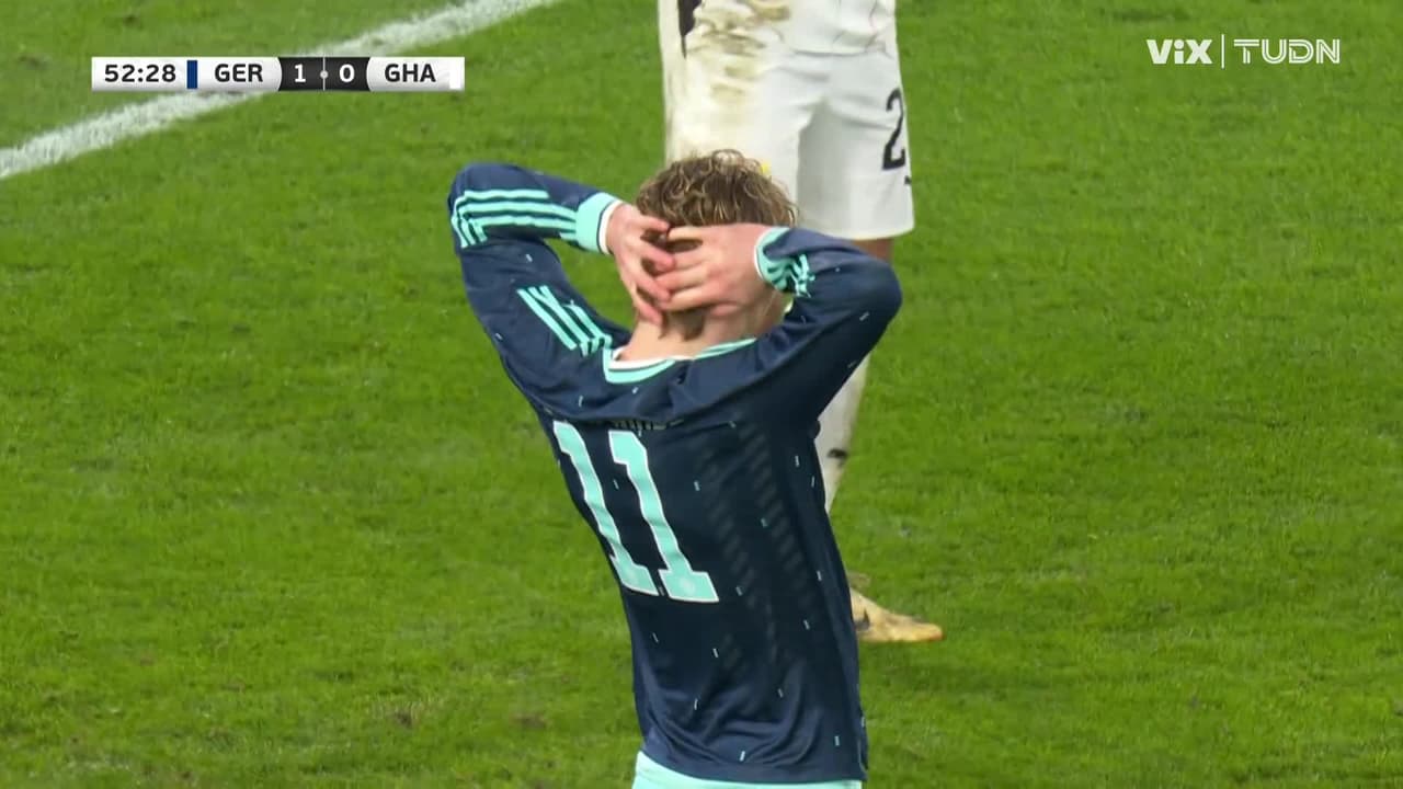 ¡Al travesaño! Iba a ser un golazo de Alemania tras un jugadón colectivo pero el travesaño dijo que ¡No!