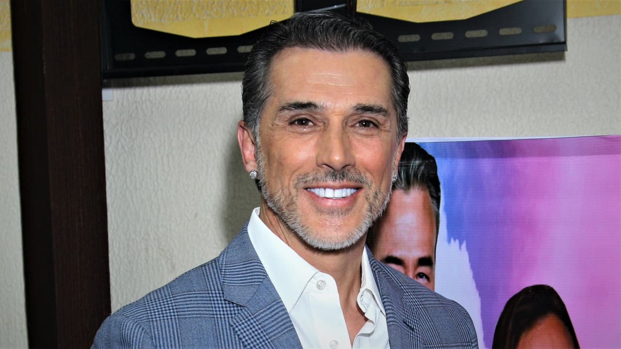 Sergio Mayer responde si cree que le están haciendo brujería tras los sucesos inexplicables que ha vivido