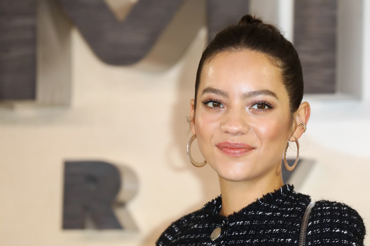 "Cuando empiezo a leer las escenas se me hizo raro. Dijeron: 'te vamos a poner un Alka-Seltzer en la boca y entonces te botas al piso y empiezas a
<b>actuar como convulsionada</b>'", relató.