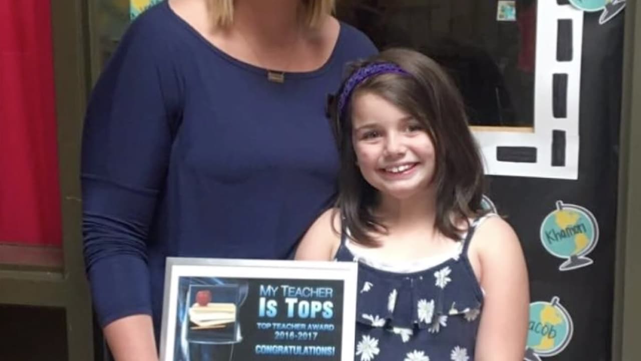 Kaitlyn Yozviak, de 12 años, murió de un paro cardíaco con una causa secundaria de anemia severa que pudo haber sido provocada por una infestación “grave” de piojos, según los reportes de los investigadores.