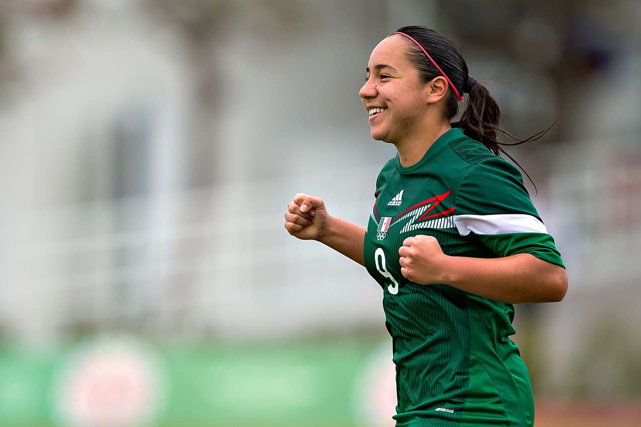 Charlyn Corral desea suerte a su hermano George en la final de Liga MX
