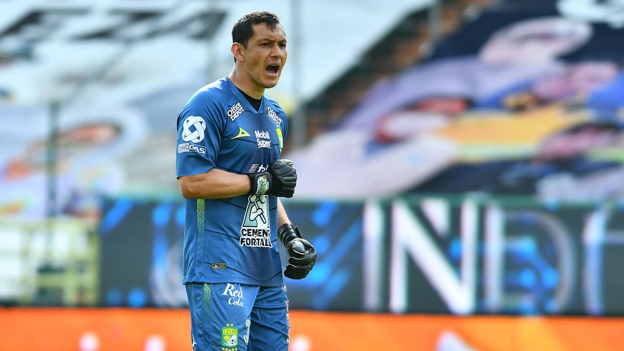 Rodolfo Cota es convocado a selección mexicana de último momento