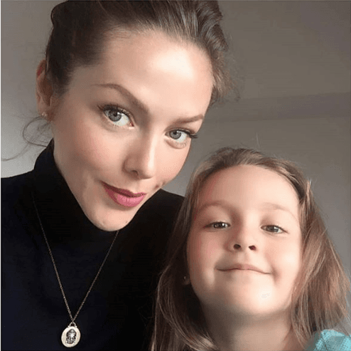 La pequeña es hija de Omar Álvarez, de quien la actriz se divorció cuando Ana Lucía tenía 1 año y medio.