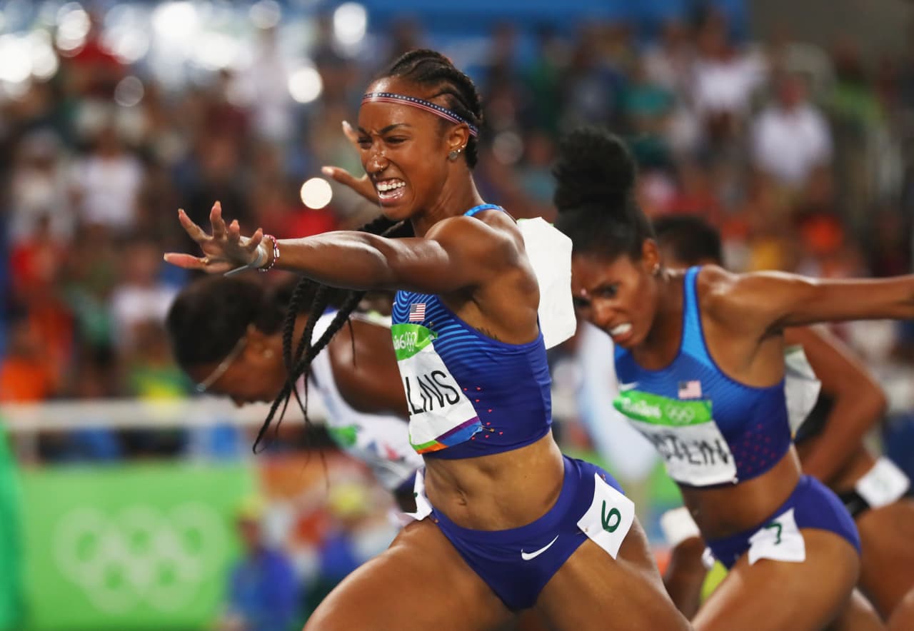 Sin duda Río 2016 fue un escaparate de muchas tendencias, la estadounidense
<b>Briana Rollins </b>se llevó muchas miradas y no sólo por su oro en los 100m vallas, sino también por su singular cabello trenzado.