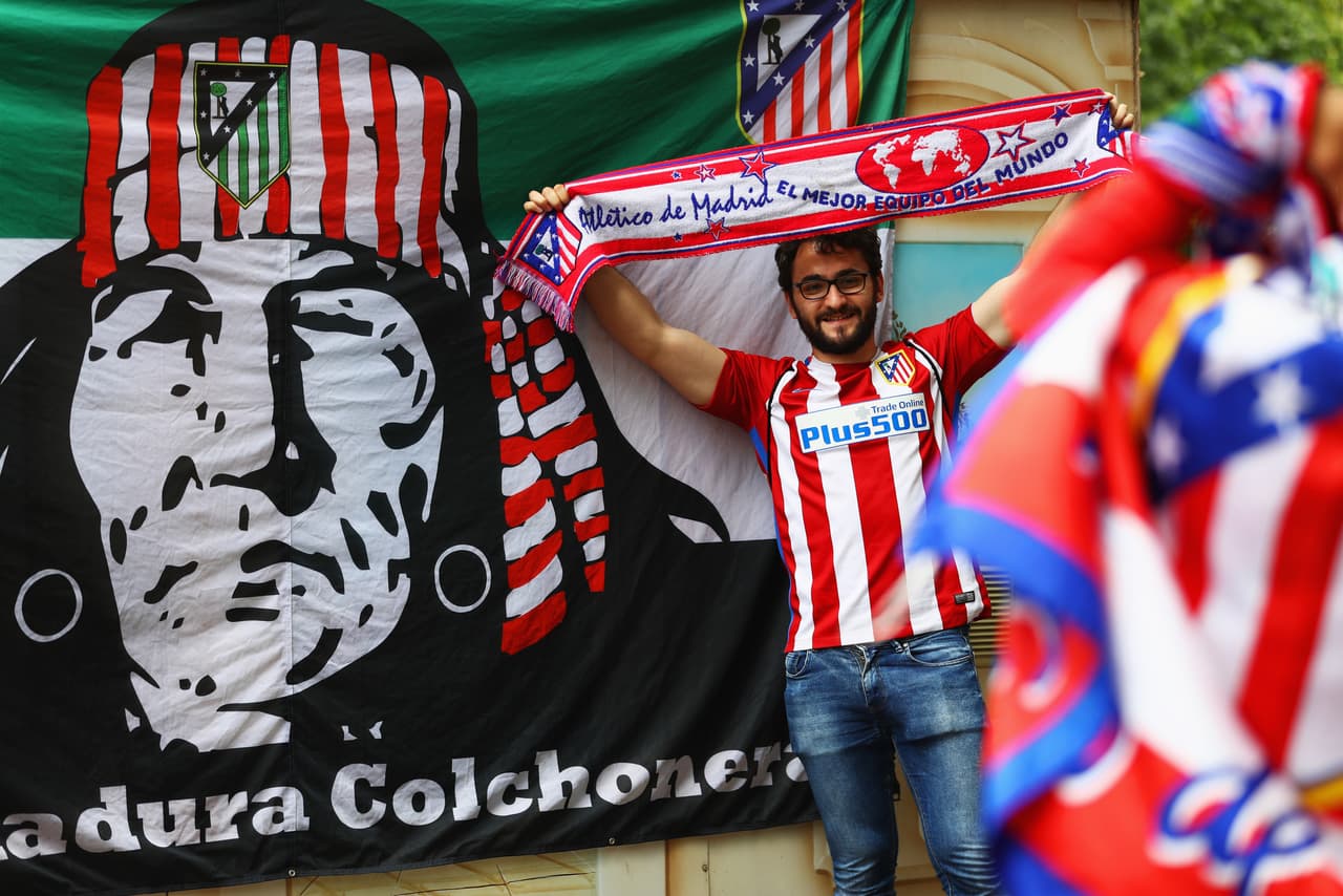 Los aficionados del Atlético de Madrid y Marsella se tomaron las calles de Lyon desde muy temprano, este miércoles, en la previa de la gran final de la UEFA Europa League. Gran ambiente en la ciudad francesa en donde el título estará en juego.
