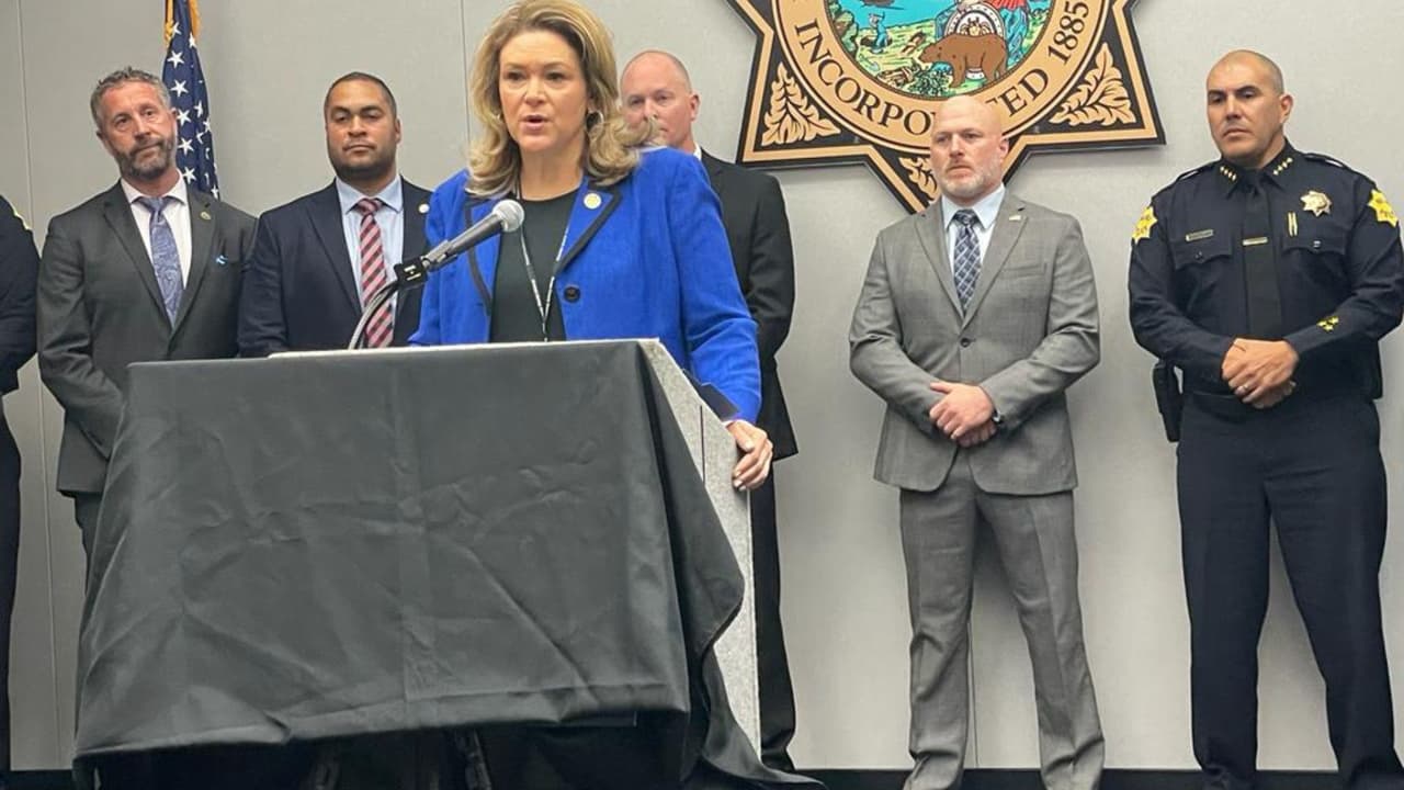 El lunes 14 las autoridades de Fresno confirmaron que Yarelly Solorio accionó el arma que mató a su hermana Yanelly y a su sobrina.