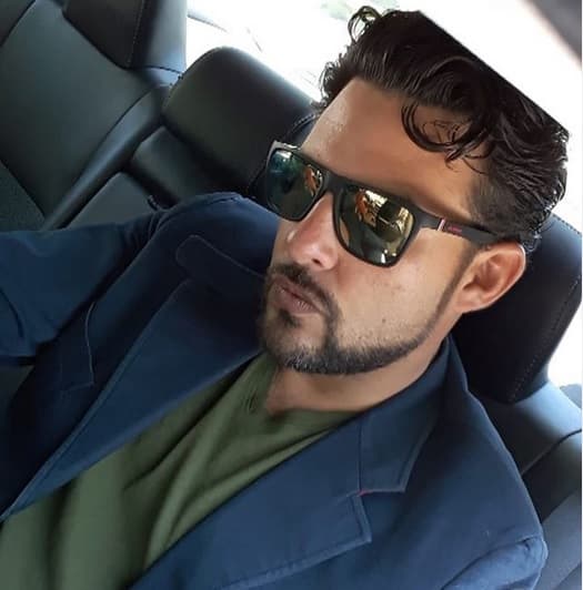 El programa también informó que la pareja se casó en un lujoso yate, propiedad de Laura Cristina, en las playas de Miami, Florida.