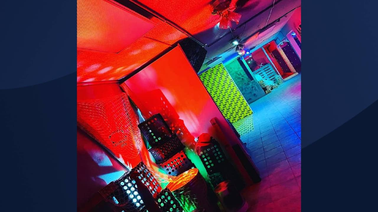 “¡Tiene la garantía de que se irá con un montón de divertidas 
<a href="https://www.instagram.com/youniverse_tucson/" target="_blank">imágenes y recuerdos</a> que durarán toda la vida!”, 
<a href="https://www.youniversetucson.com/about" target="_blank">se lee en el sitio web del museo.</a>