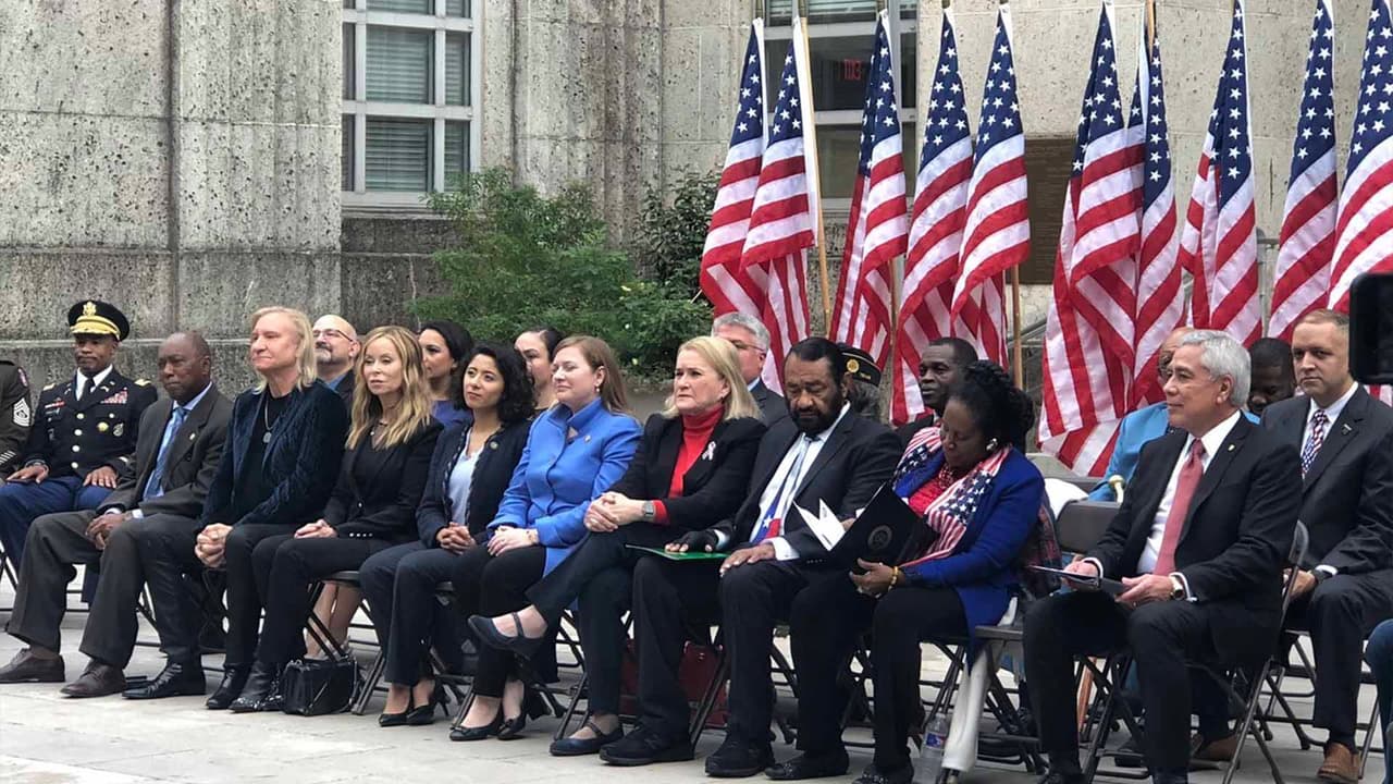 El alcalde Sylvester Turner y demás autoridades estuvieron presentes.